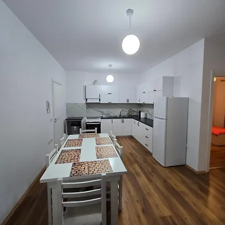 Prestige Apartament Apartmán Tirana