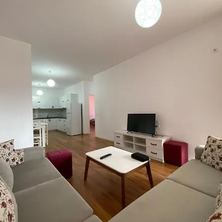 Prestige Apartament Apartament Tirana